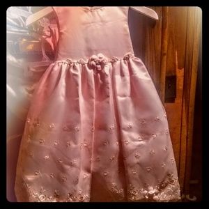 Child's dress size 5